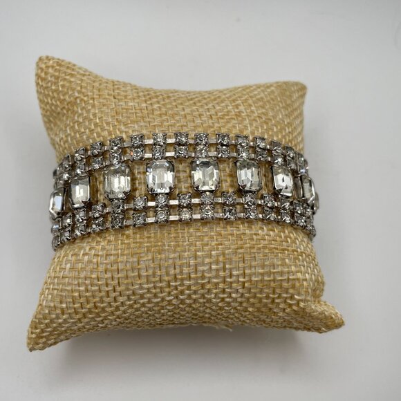 Vintage CORO RHINESTONE Bracelet Big Chunky Thick Large Emerald Cut Silver Tone - Picture 8 of 12